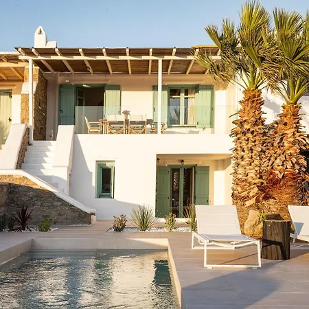 Hola Mykonos * Kalafatis