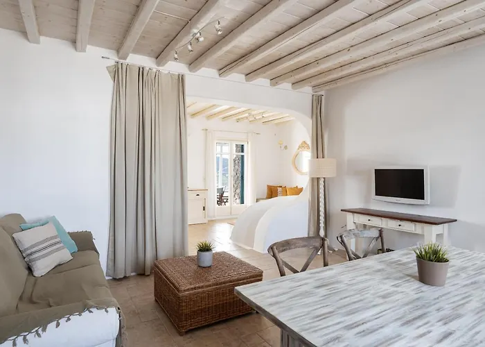 Hola Mykonos Vila Kalafatis