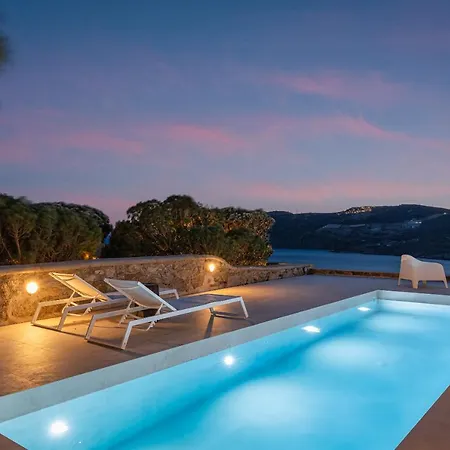 Hola Mykonos Willa *