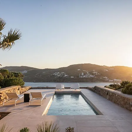 Hola Mykonos Willa
