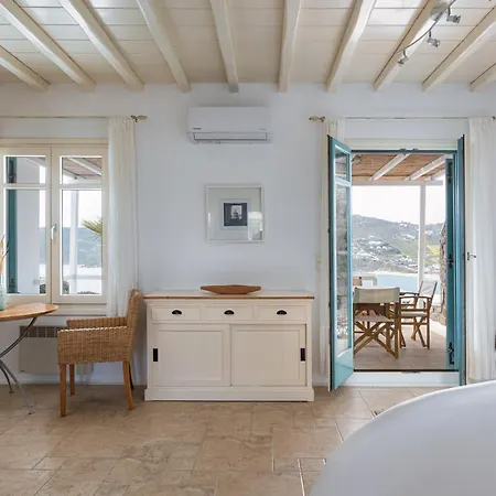 Hola Mykonos
